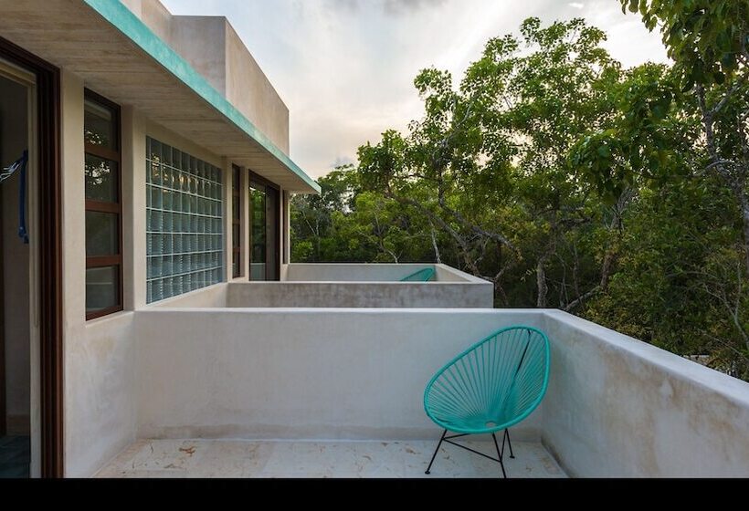 سوئیت با چشمانداز, Tiki Tiki Tulum