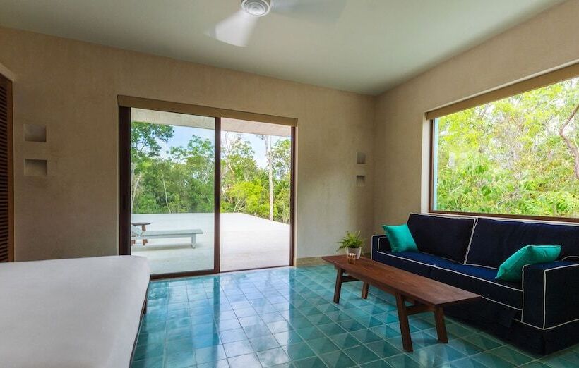 سوئیت رویال, Tiki Tiki Tulum