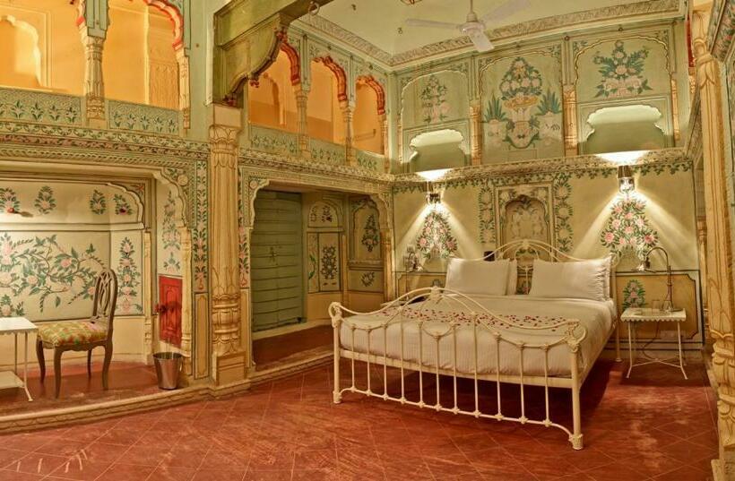 Королевский Номер, Vivaana