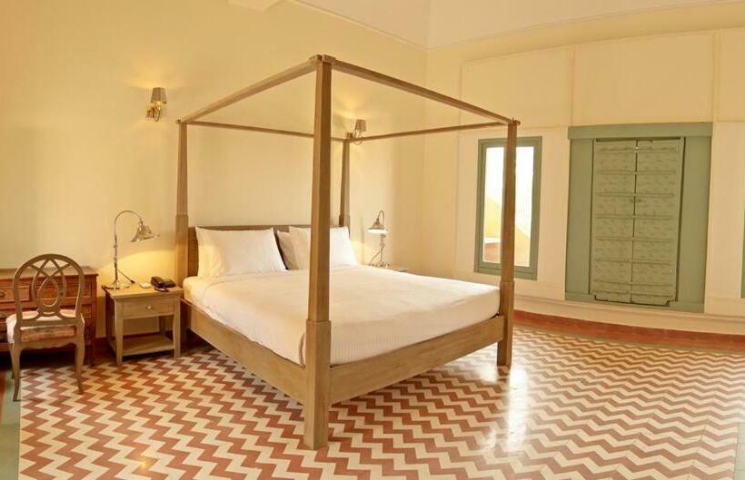 Номер Deluxe, Vivaana