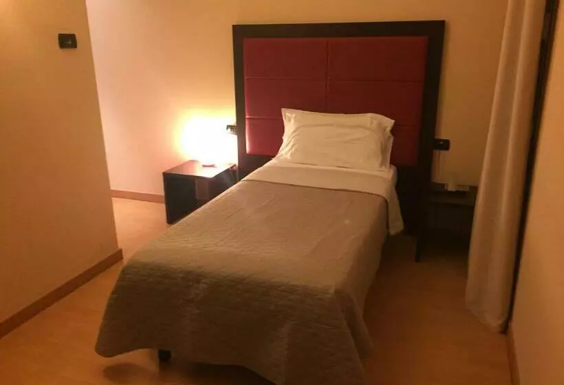 اتاق استاندارد یک نفره, Motel Galaxy Reggio Emilia