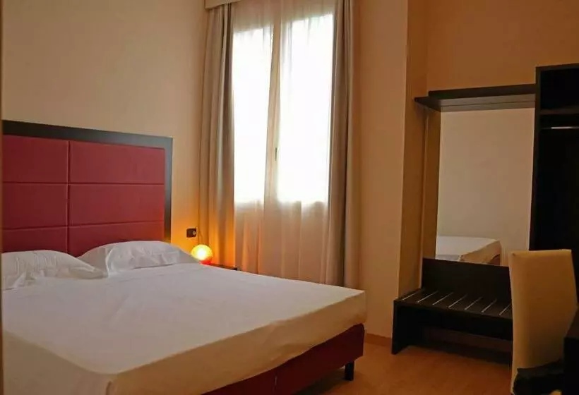 اتاق استاندارد یک نفره, Motel Galaxy Reggio Emilia