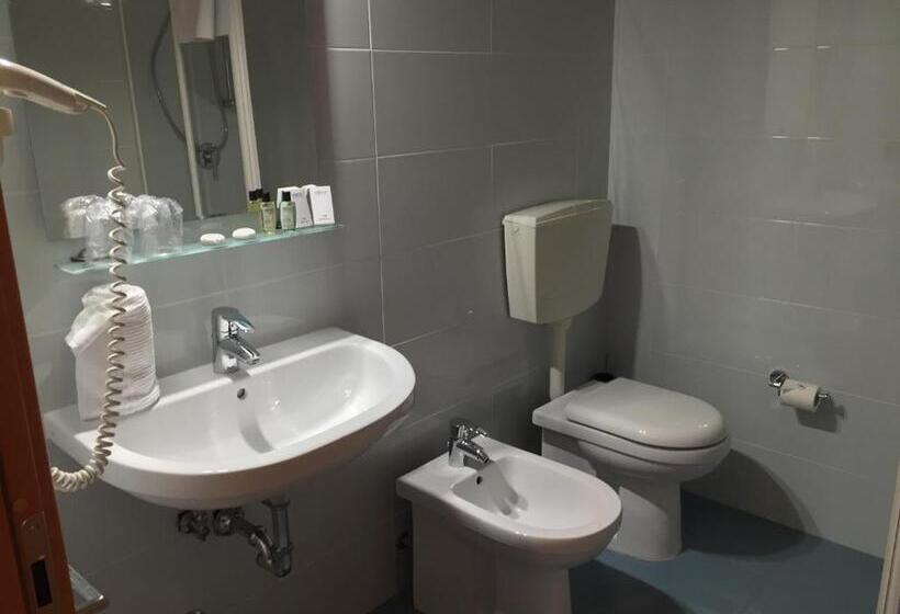 اتاق استاندارد, Motel Galaxy Reggio Emilia