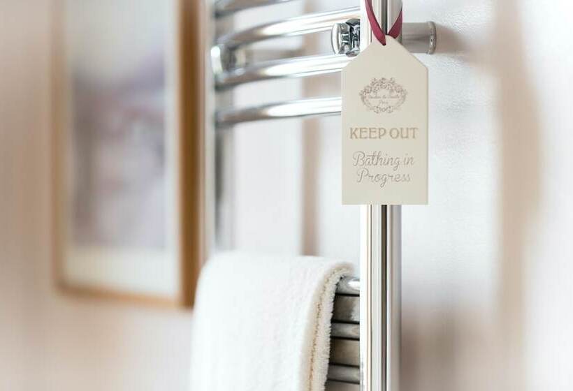 اتاق سوپریور, Pinewood Country House