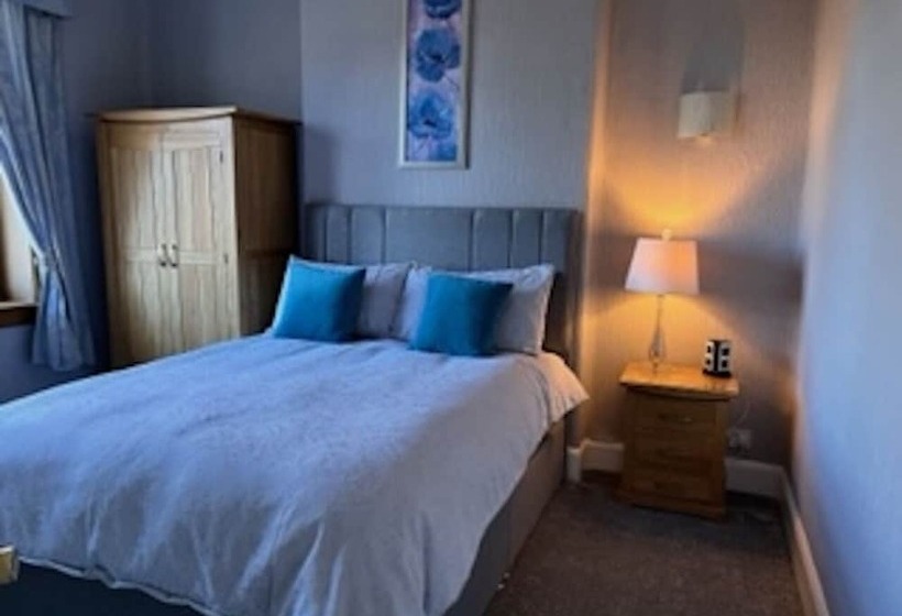 اتاق استاندارد, Pinewood Country House