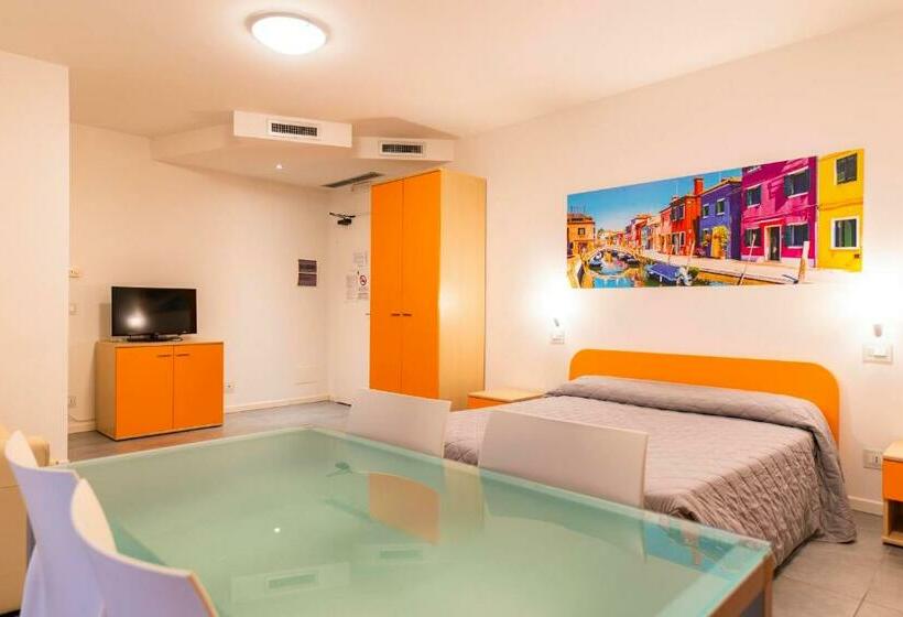 Studio Rodzinne, Residence Burano