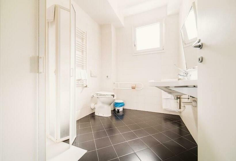 Studio Standard, Residence Burano