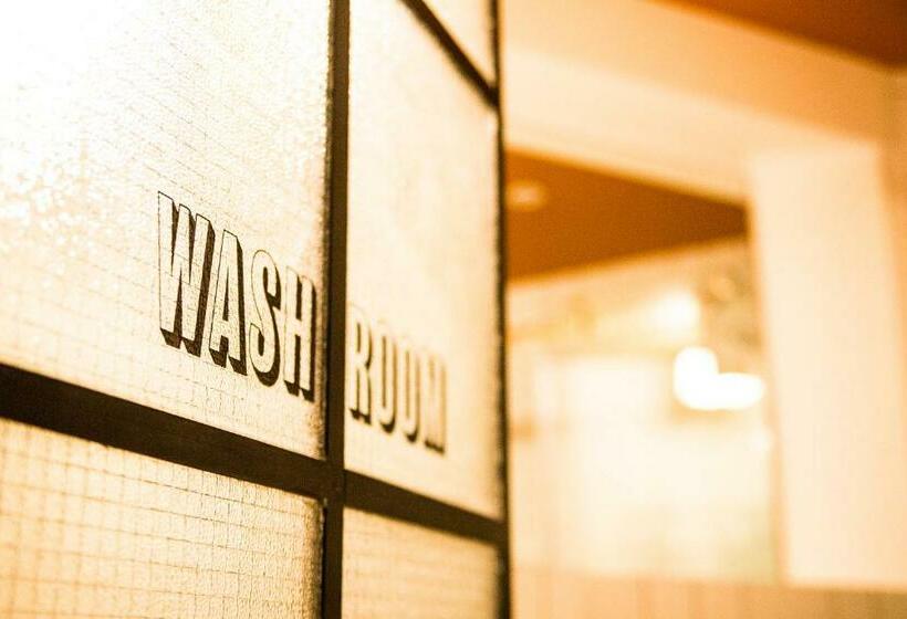 إستوديو قياسى, Room2 Hammersmith Townhouse