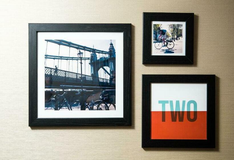 إستوديو قياسى, Room2 Hammersmith Townhouse