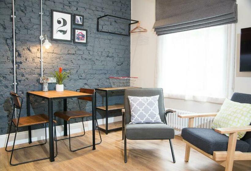 إستوديو قياسى, Room2 Hammersmith Townhouse