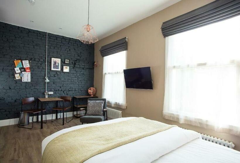 إستوديو قياسى, Room2 Hammersmith Townhouse