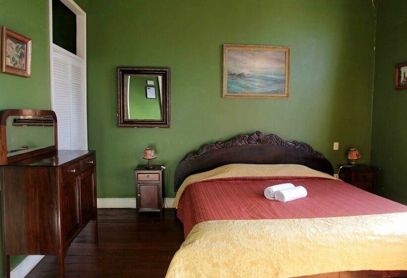 اتاق لوکس, Allegretto Bed & Breakfast  Hostel