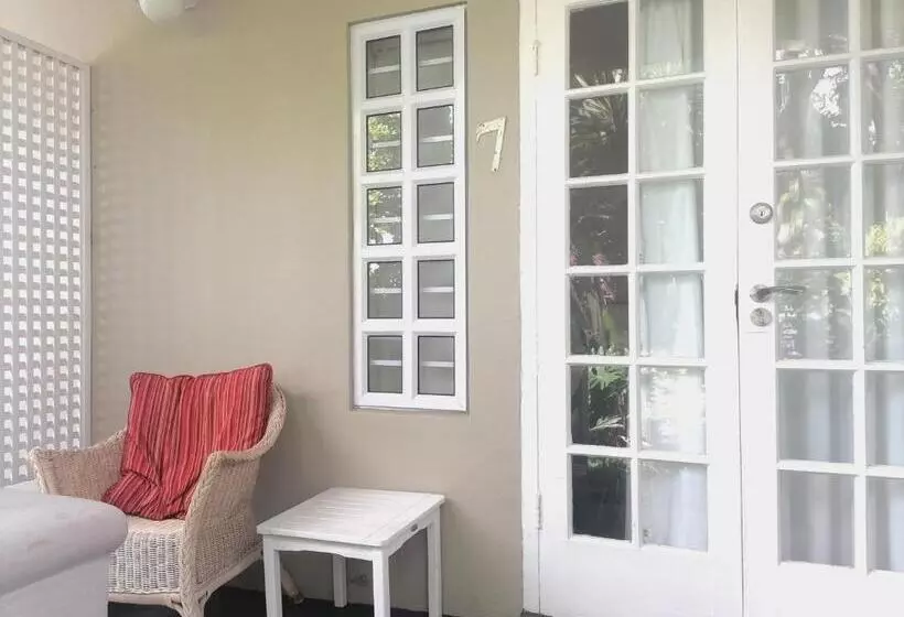 キングサイズベッドのデラックスルーム, Conifer Beach House