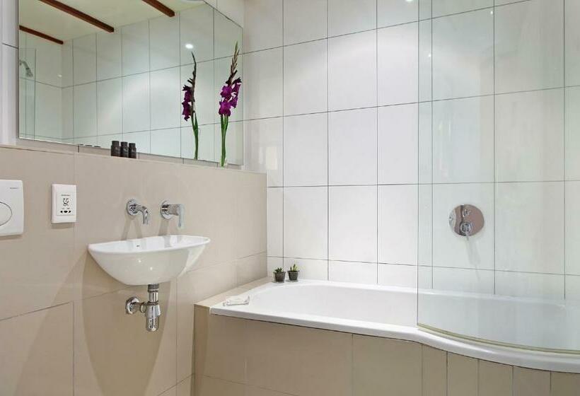 豪华房间, Lalapanzi Lodge