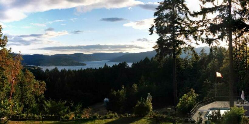 اتاق استاندارد با چشمانداز دریا, Rae Leigh Heights Bnb