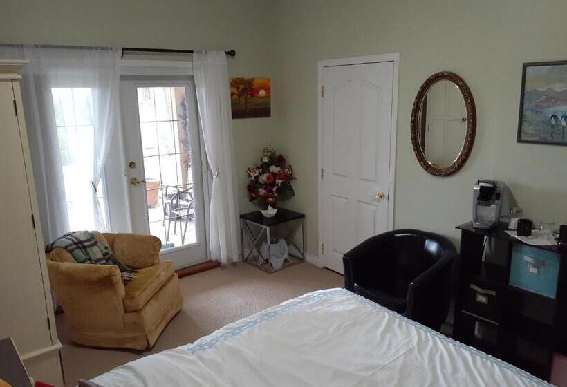 اتاق استاندارد با چشمانداز دریا, Rae Leigh Heights Bnb