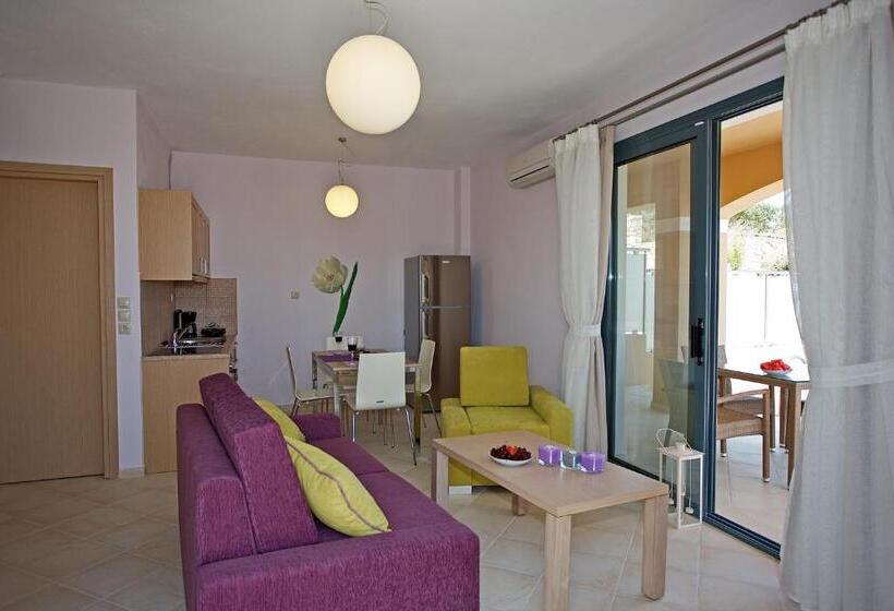 Villa 2 Camere da Letto Vista Mare, Carme Villas