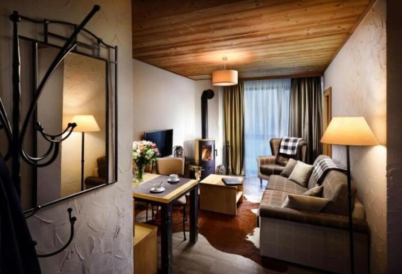 Апартаменты 1 Спальня с Видом, Chalets Jasná Collection Apartments