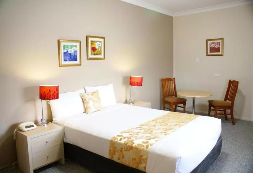 キングサイズベッドのデラックスルーム, Country Lodge Motor Inn