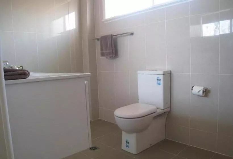 ３ベッドルームアパートメント, Country Lodge Motor Inn