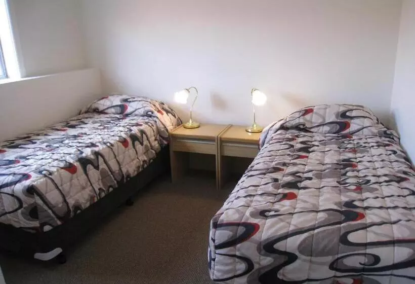 ３ベッドルームアパートメント, Country Lodge Motor Inn
