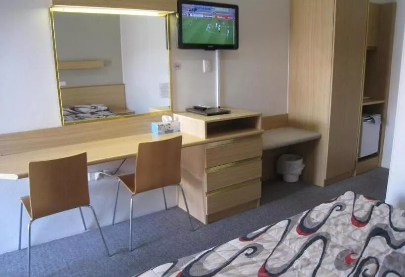 スタンダードトリプルルーム, Country Lodge Motor Inn