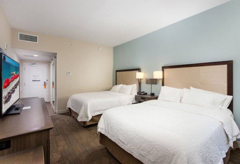غرفه قياسيه سريرين مزدوجين, Hampton Inn & Suites Clearwater Beach