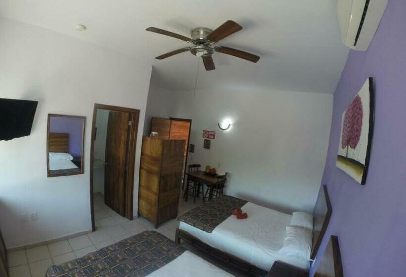 اتاق لوکس چهار تخته, Kiramar Los Peyotes