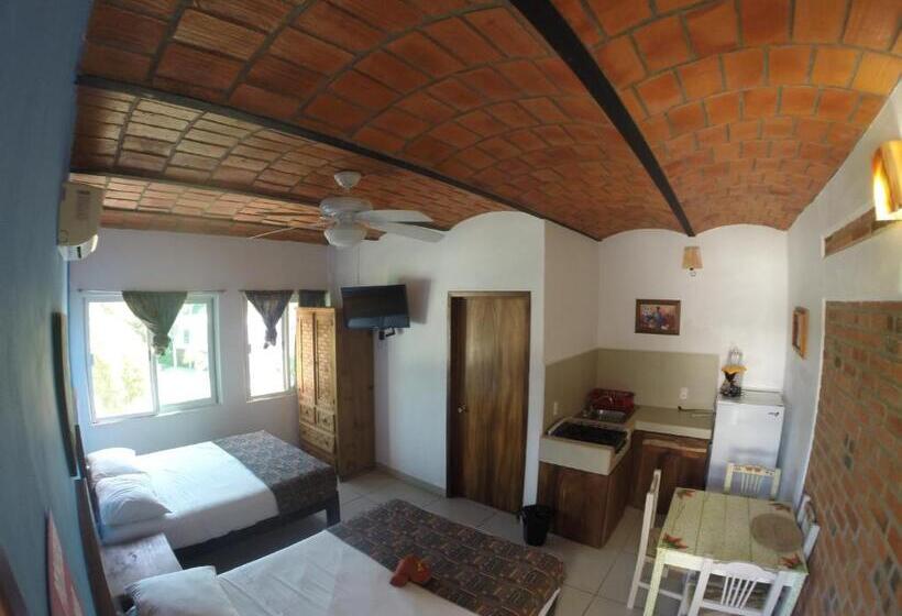 اتاق لوکس چهار تخته, Kiramar Los Peyotes