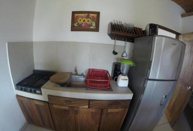 سوئیت 2 خوابه, Kiramar Los Peyotes