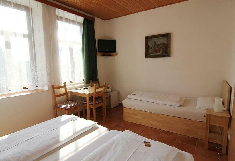 Pokój Standard Trzyosobowy, Kreta