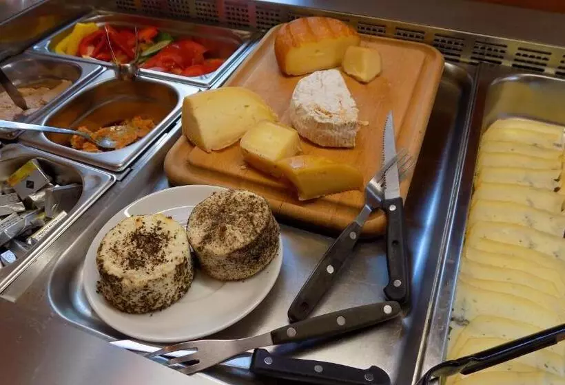 اتاق استاندارد چهار تخته, Kreta