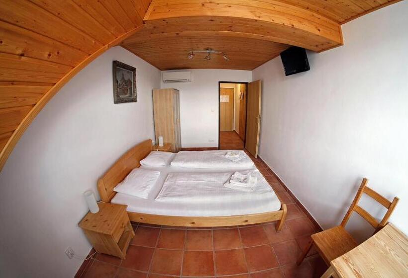 اتاق لوکس, Kreta