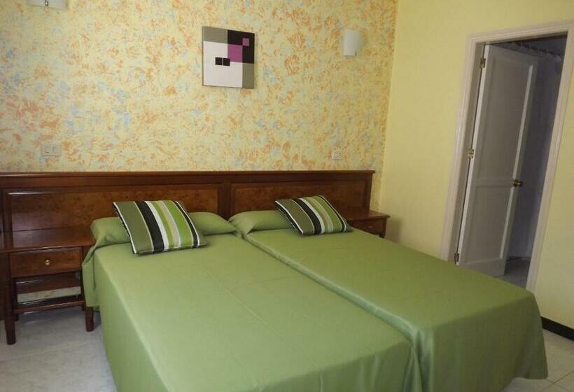 Номер Стандарт Трехместный, Los Cascajos