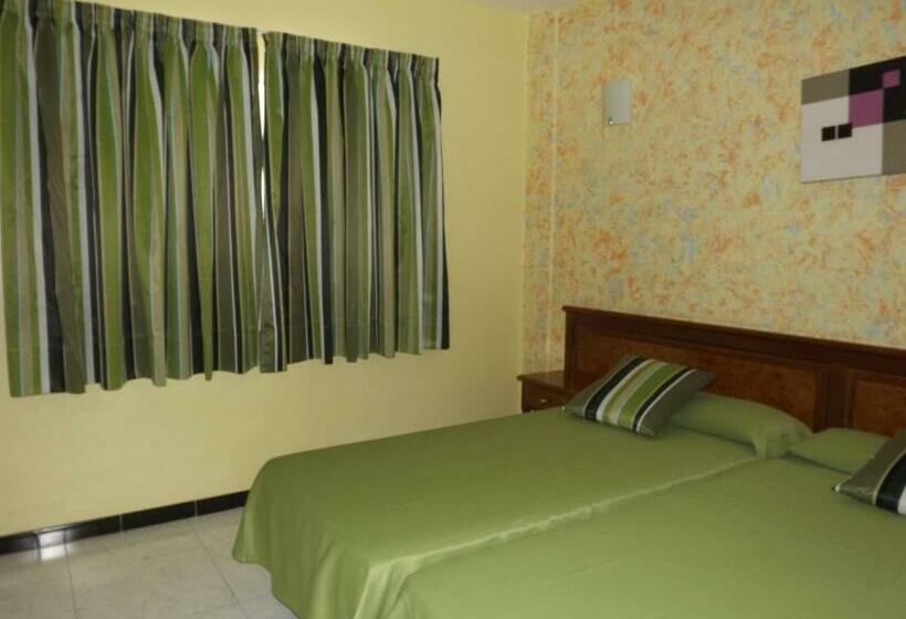 Номер Стандарт Трехместный, Los Cascajos