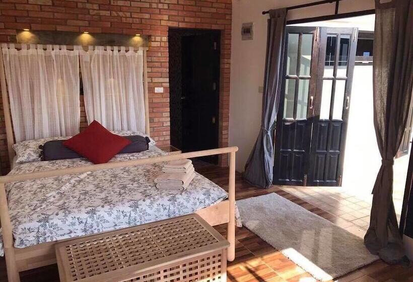 Вилла Deluxe 3 Спальни, New Pop Villas, Koh Tao