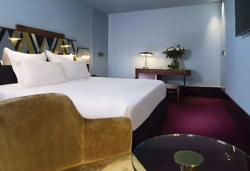 Chambre Executive, Saintmarc