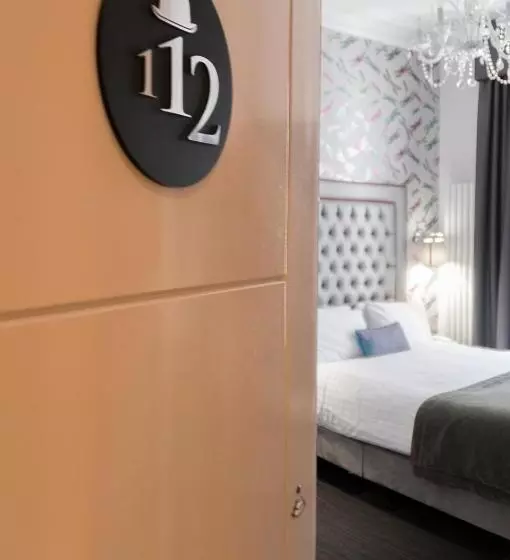 اتاق اجرایی, The Beverley Hotel London Victoria