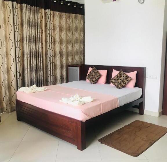 غرفة ديلوكس مطلّة علي البحر مزوَّدة بشُرفة, Villa Ocean Dew