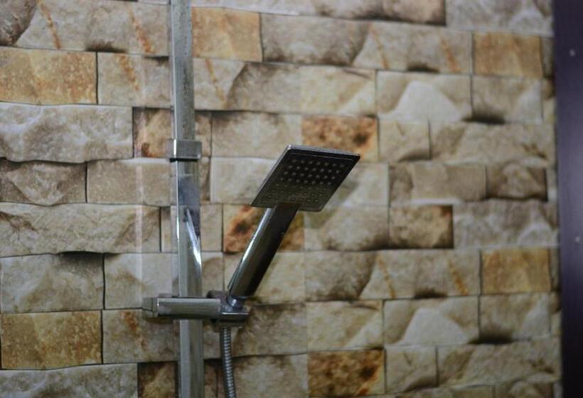 غرفة ديلوكس مطلّة علي البحر مزوَّدة بشُرفة, Villa Ocean Dew