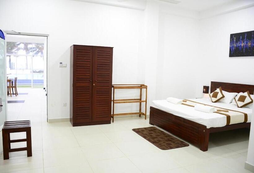 غرفة ديلوكس مطلّة علي البحر مزوَّدة بشُرفة, Villa Ocean Dew