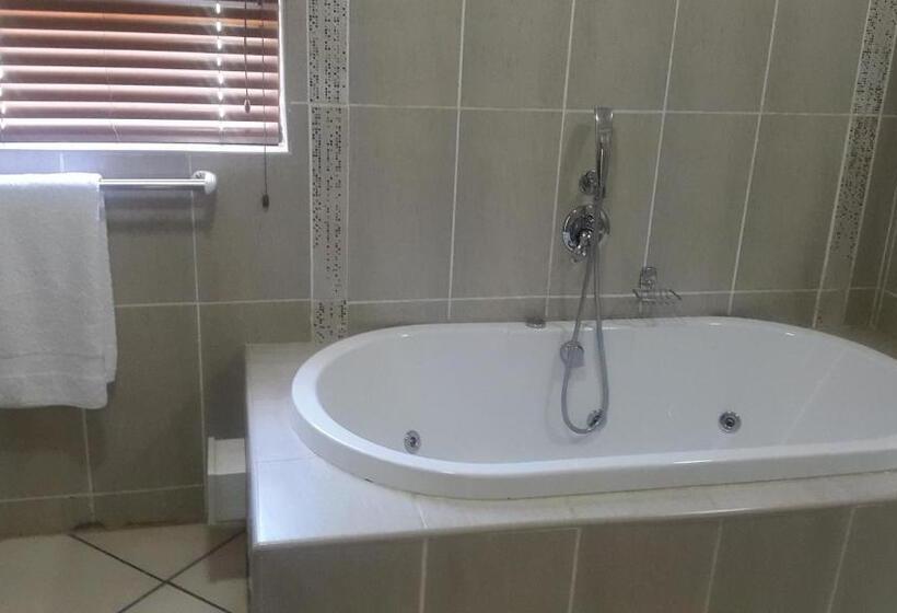 חדר סטנדרט עם מיטת קינג, Ikaze Guest House