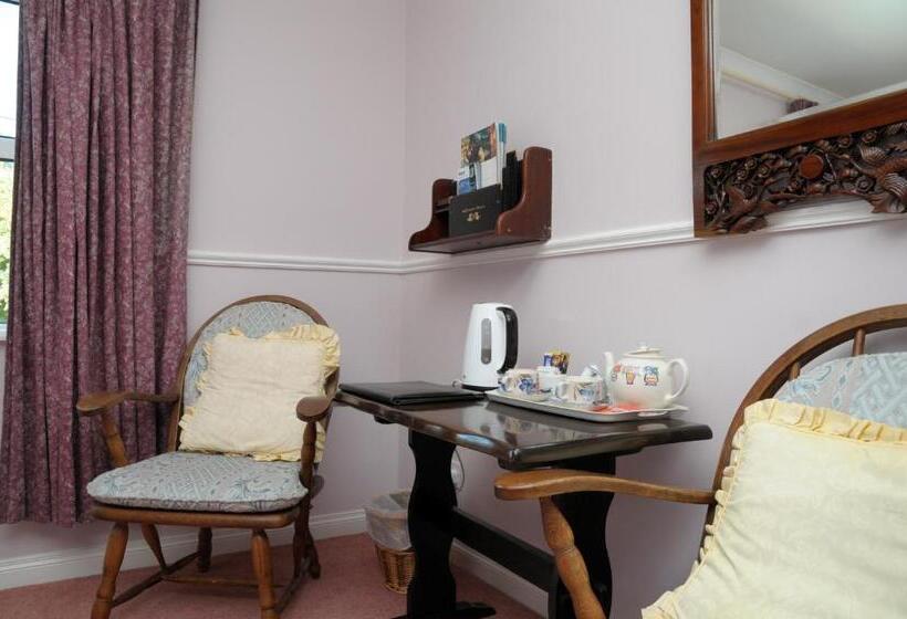 Номер Стандарт, Milltown House Dingle