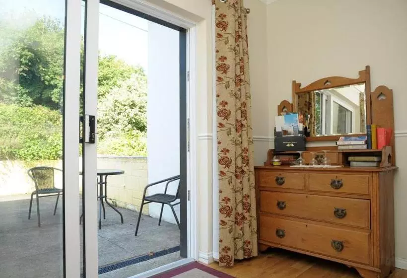 Standard Kolmen Hengen Huone, Milltown House Dingle