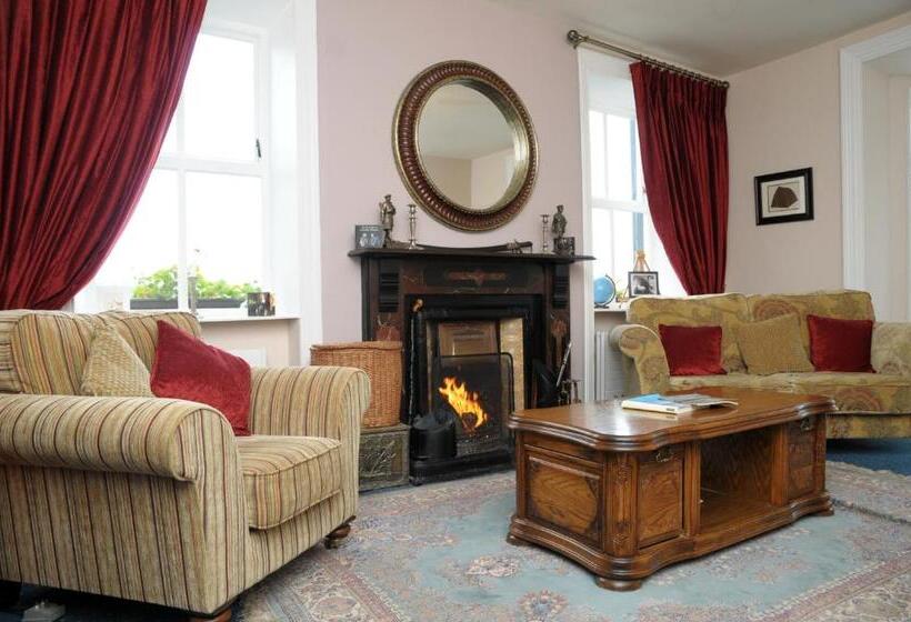 标准间, Milltown House Dingle