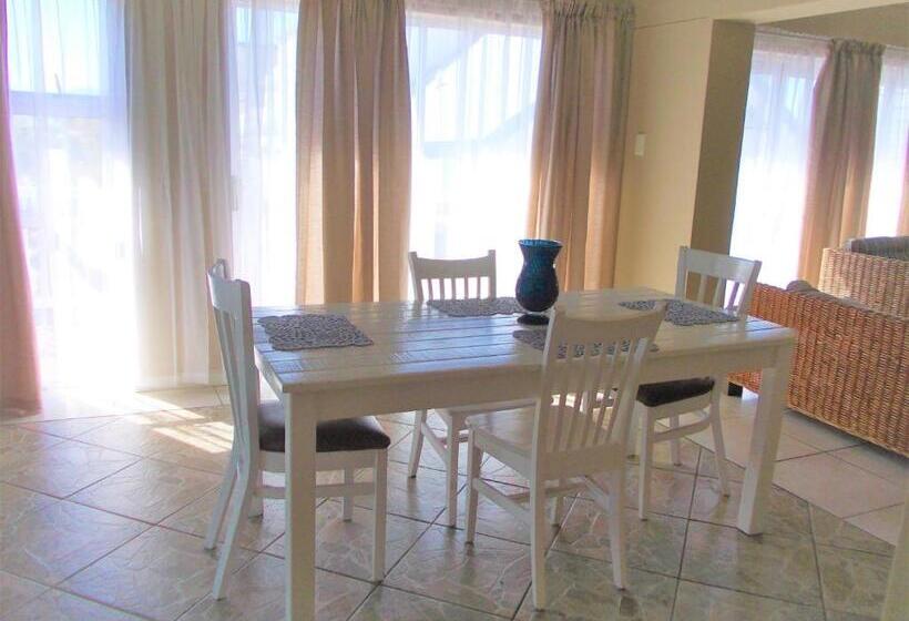 סוויטת 2 חדרי שינה, Point Village Hotel And Self Catering