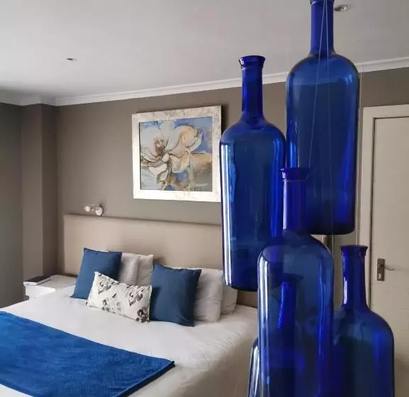 Standard-huone Sisäpuolella, Point Village Hotel And Self Catering
