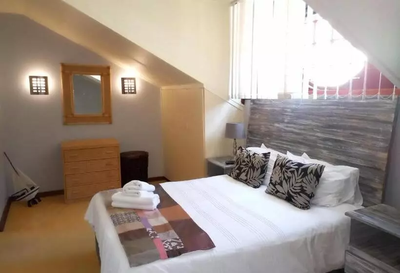 Huoneisto 2 Makuuhuonetta, Point Village Hotel And Self Catering