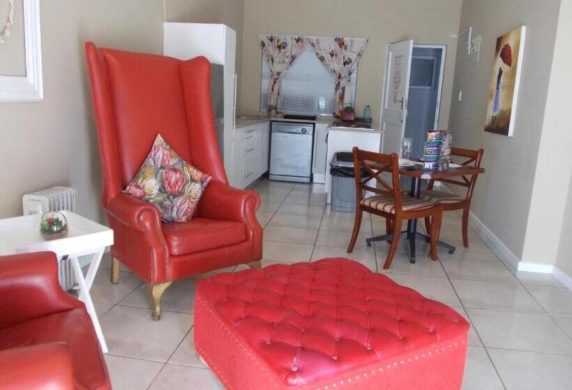 סוויטה, Point Village Hotel And Self Catering