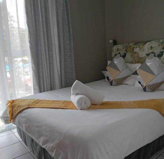 Апартаменты 1 Спальня Вид на Море, Point Village Hotel And Self Catering